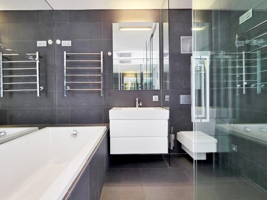 To Let 3 Bedroom Property for Rent in Camps Bay Western Cape